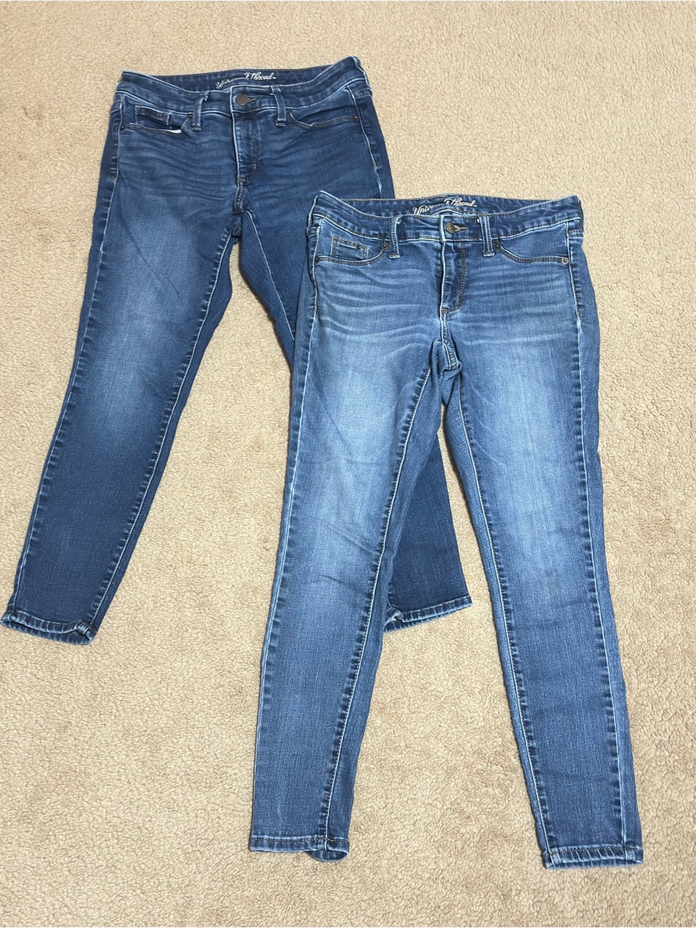 Universal Thread Classic Blue Women's Skinny Jeans Blue Set of 2 SIZE 4